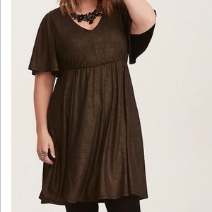 Torrid shimmer gold V neck skater dress size 3X